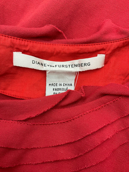 Diane Von Furstenberg Salmon Solid Pre-Owned Ladies Dress - Size Small
