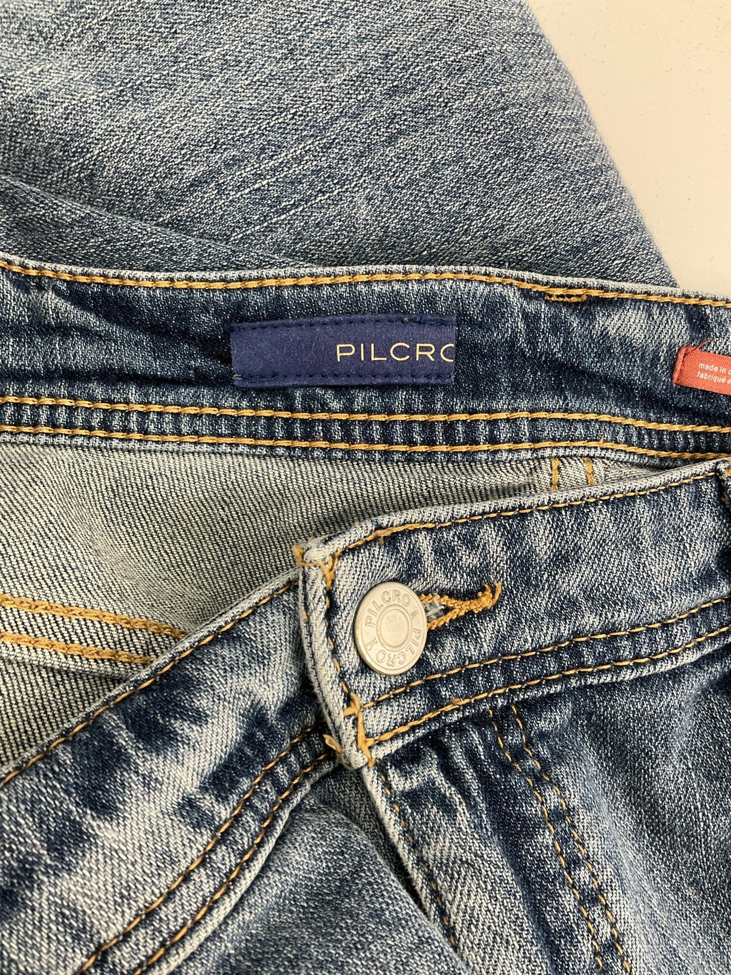 Pilcro - Light Blue Pre-Owned Ladies Jeans- Size 2