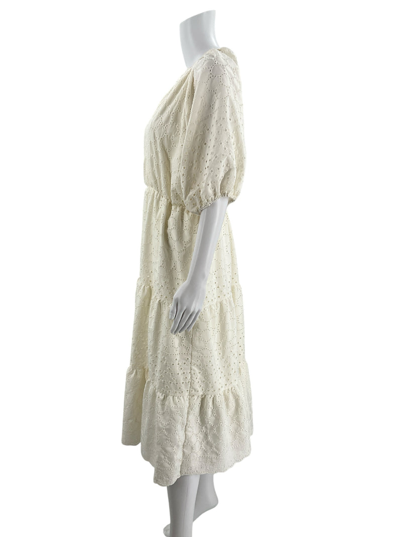 This & That Off White Eyelet Pre-Owned Ladies Dress - Size Large - Margaret’s Fine Consignment