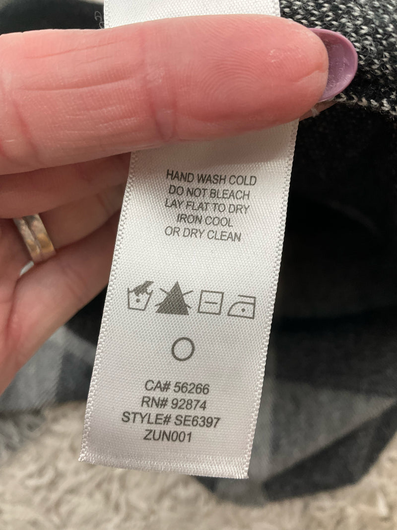 Splendid Gray/Black Plaid Pre-Owned Ladies Shrug - Size One Size Fits Most