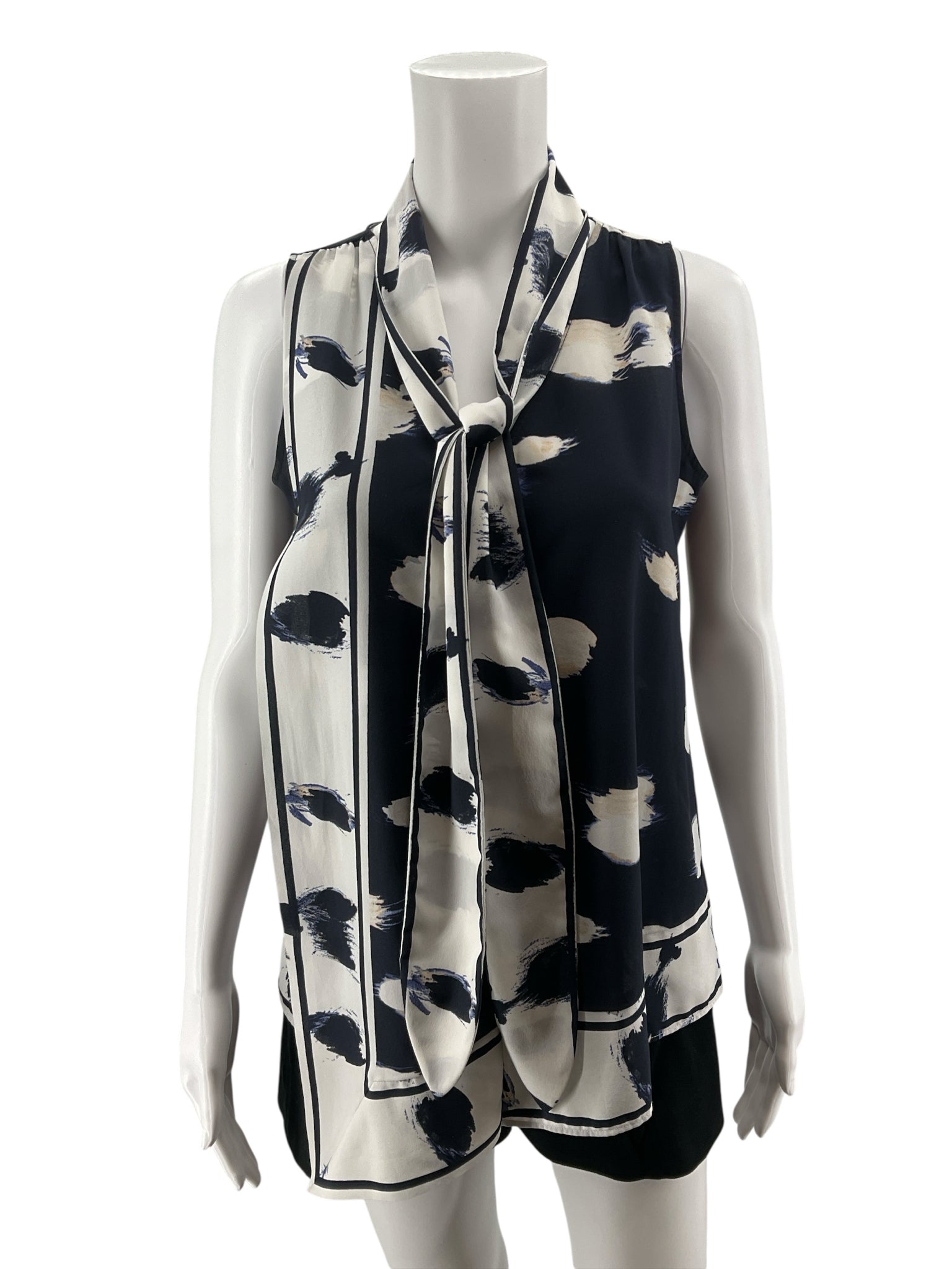 Banana Republic Size XS white/navy Print Pre-Owned Casual Top - Downstairs