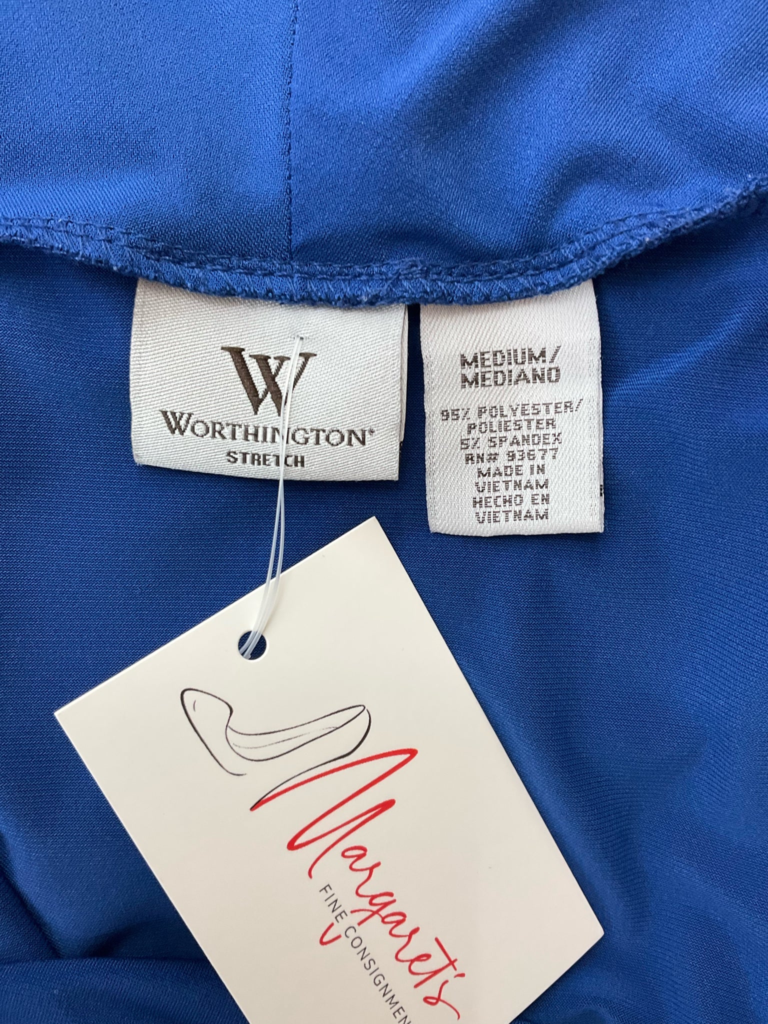 Worthington blue solid pre-owned ladies top with cowl neck, 3/4 sleeves, perfect for business casual wear, size medium.