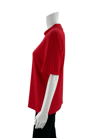 Riley &amp; Rae Red Ribbed Pre-Owned Ladies Top - Size Large - Margaret’s Fine Consignment