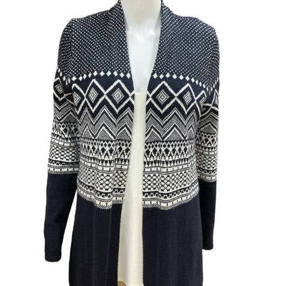 Talbots Shrug Size Small | Margaret’s Fine Consignments lightweight navy/white patterned shrug displayed on mannequin, perfect for casual outerwear.