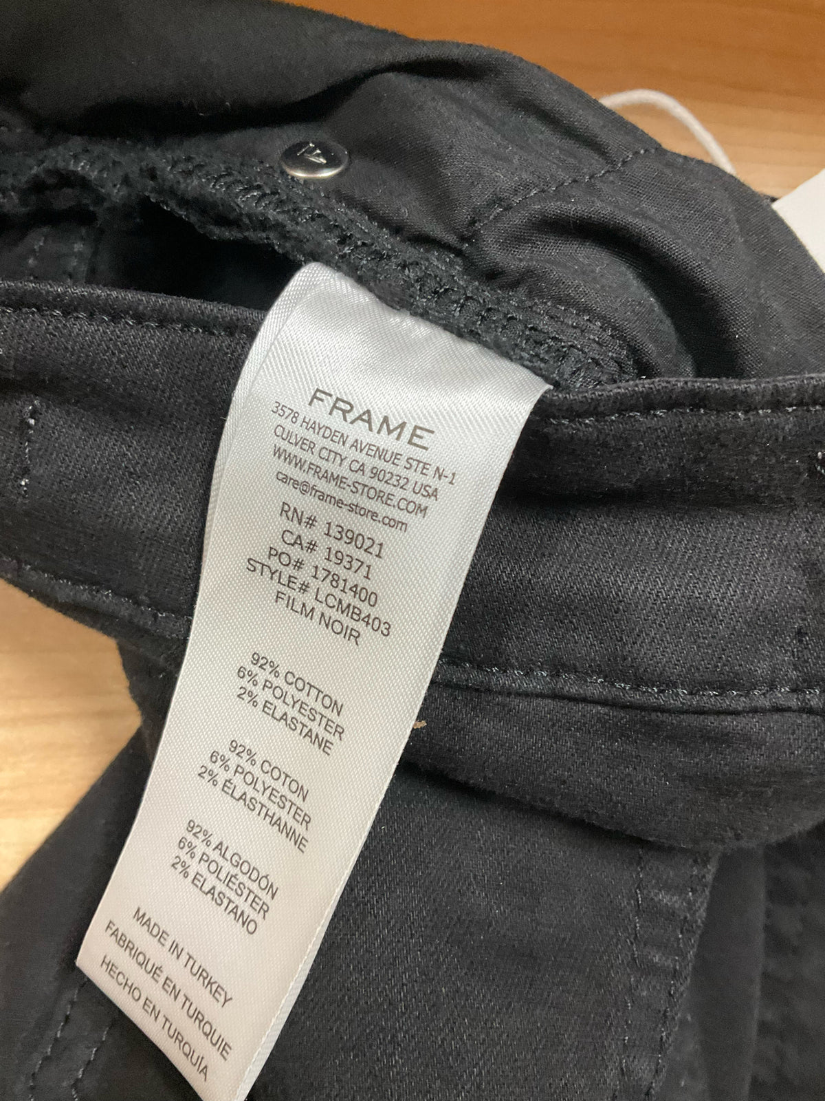 Frame Le Crop Mini Boot Jeans Mid Rise Black Film Noir Size 4 NWT - ONLINE ONLY