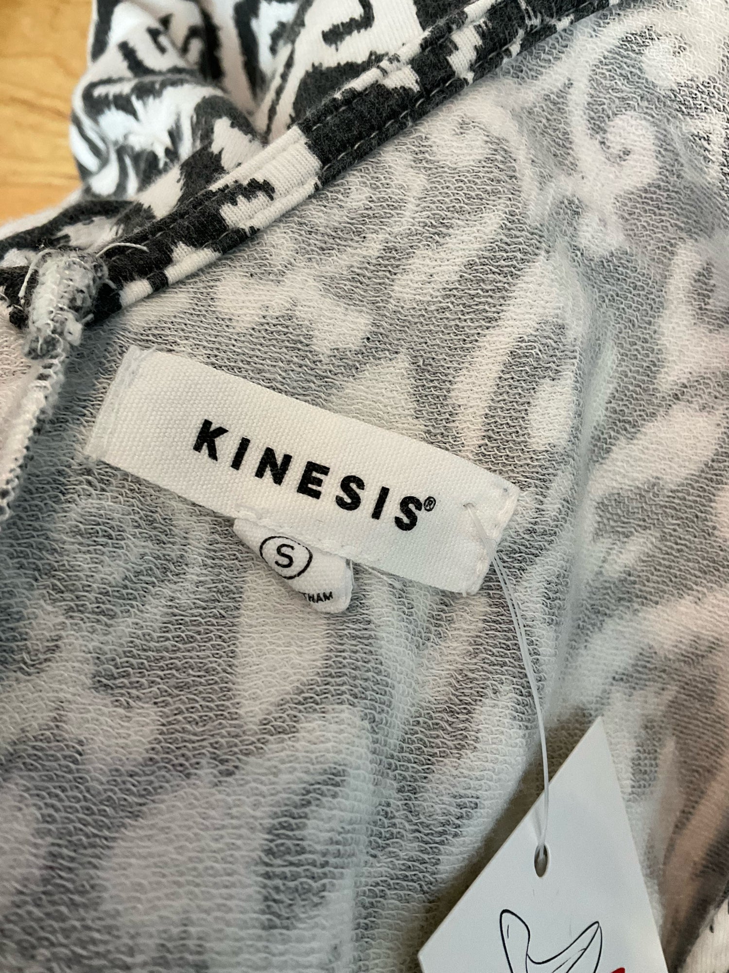 Kinesis Tribal Print V-Neck Sleeveless Romper | Size Small