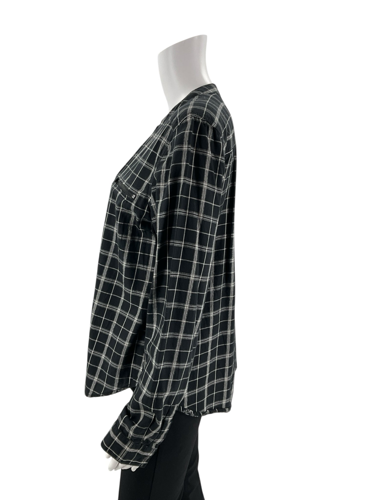 Calvin Klein black and white plaid casual top for ladies in size large, featuring a stylish and versatile design.