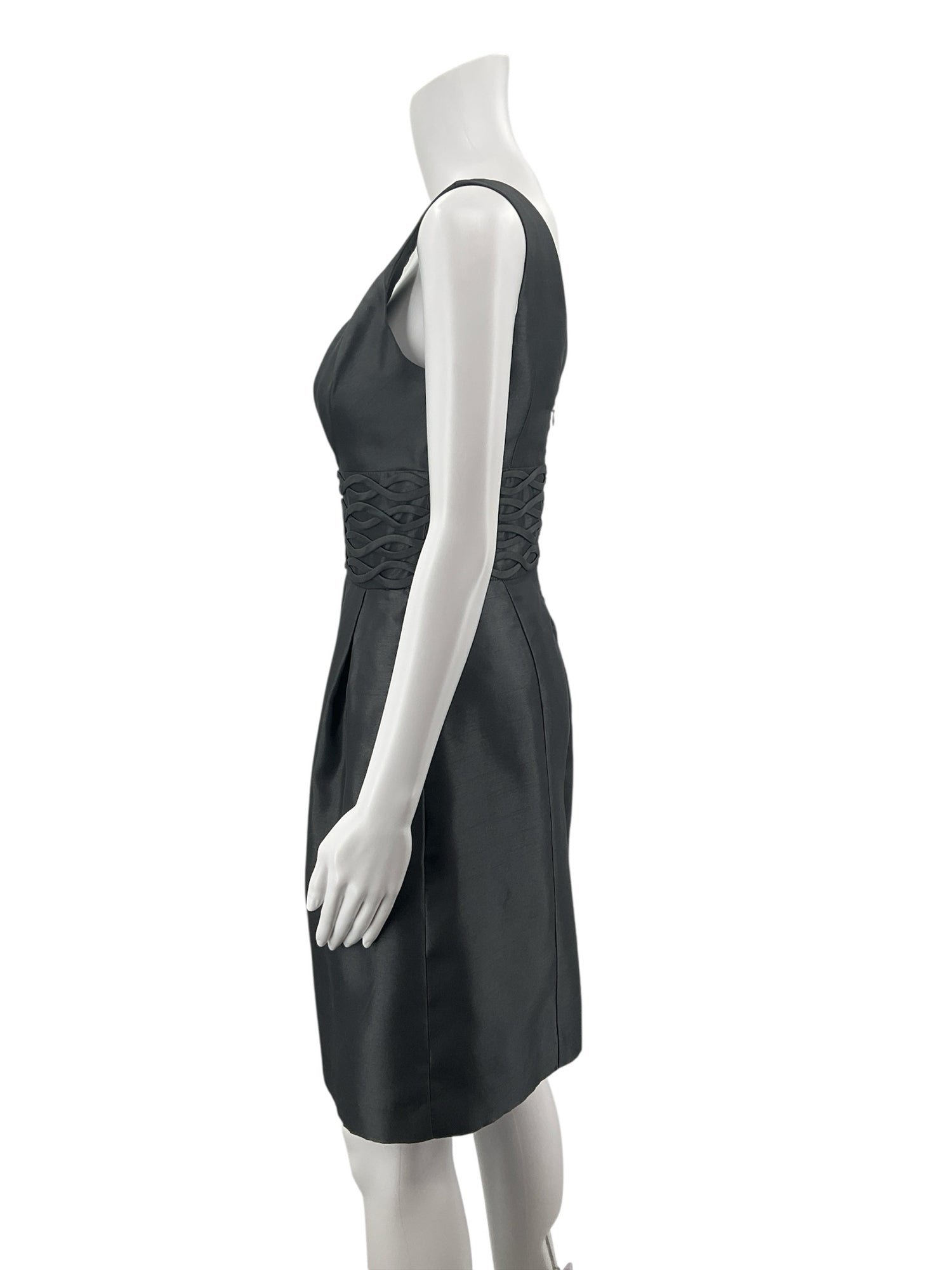JS BOUTIQUE Size 4P Gray Solid Pre-Owned Ladies Dress