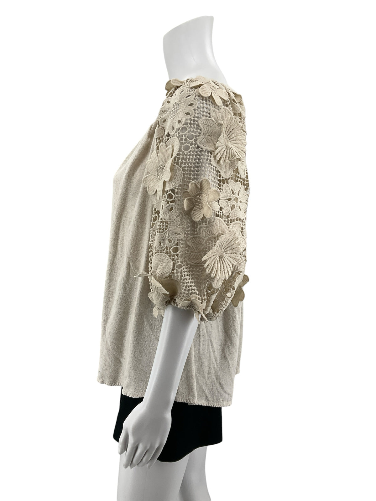 Umgee Tan Linen Cotton Boho Top with Lace Floral Sleeves Size Medium - ONLINE ONLY