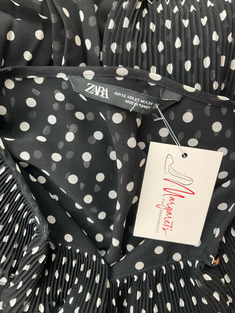 Zara Black/White Pre-Owned Ladies Dress - Size XS