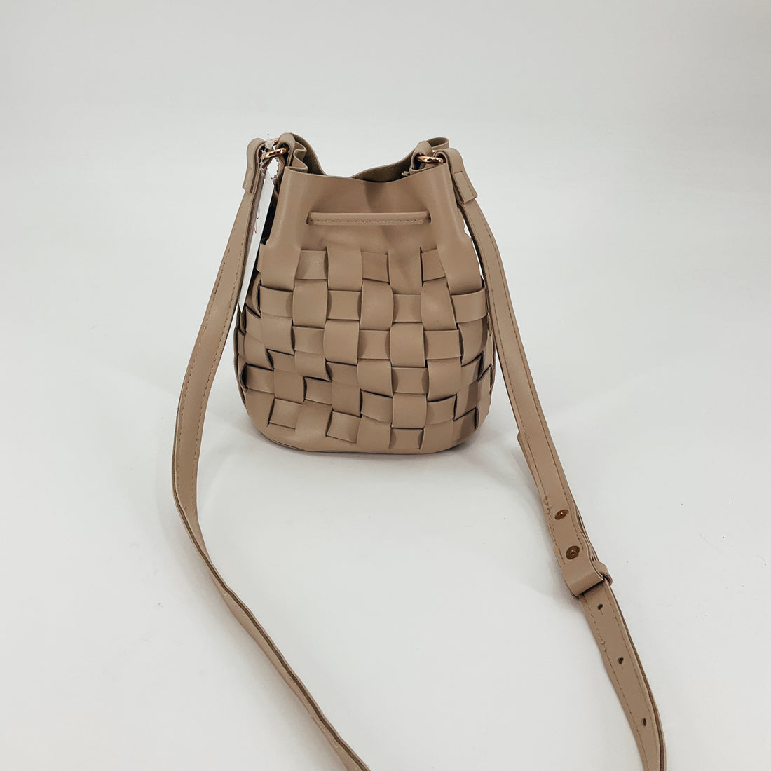 ZARA Woven Faux Leather Bucket Bag Cream Beige Crossbody Purse