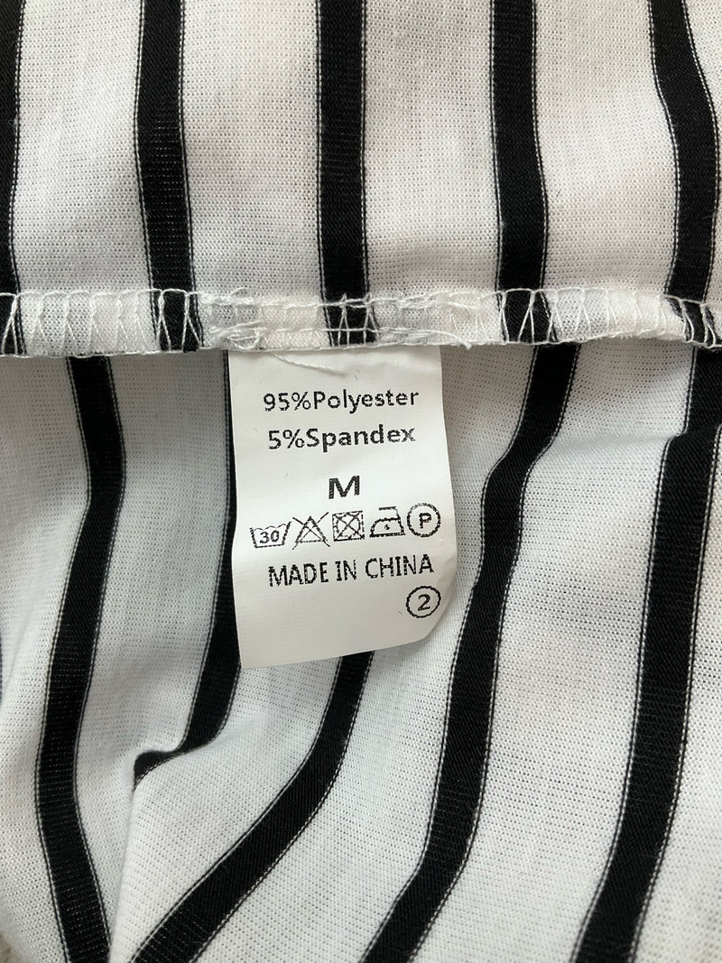 Swanky Shoppe Black/White Stripe Pre-Owned Ladies New with Tags Top - Size Medium