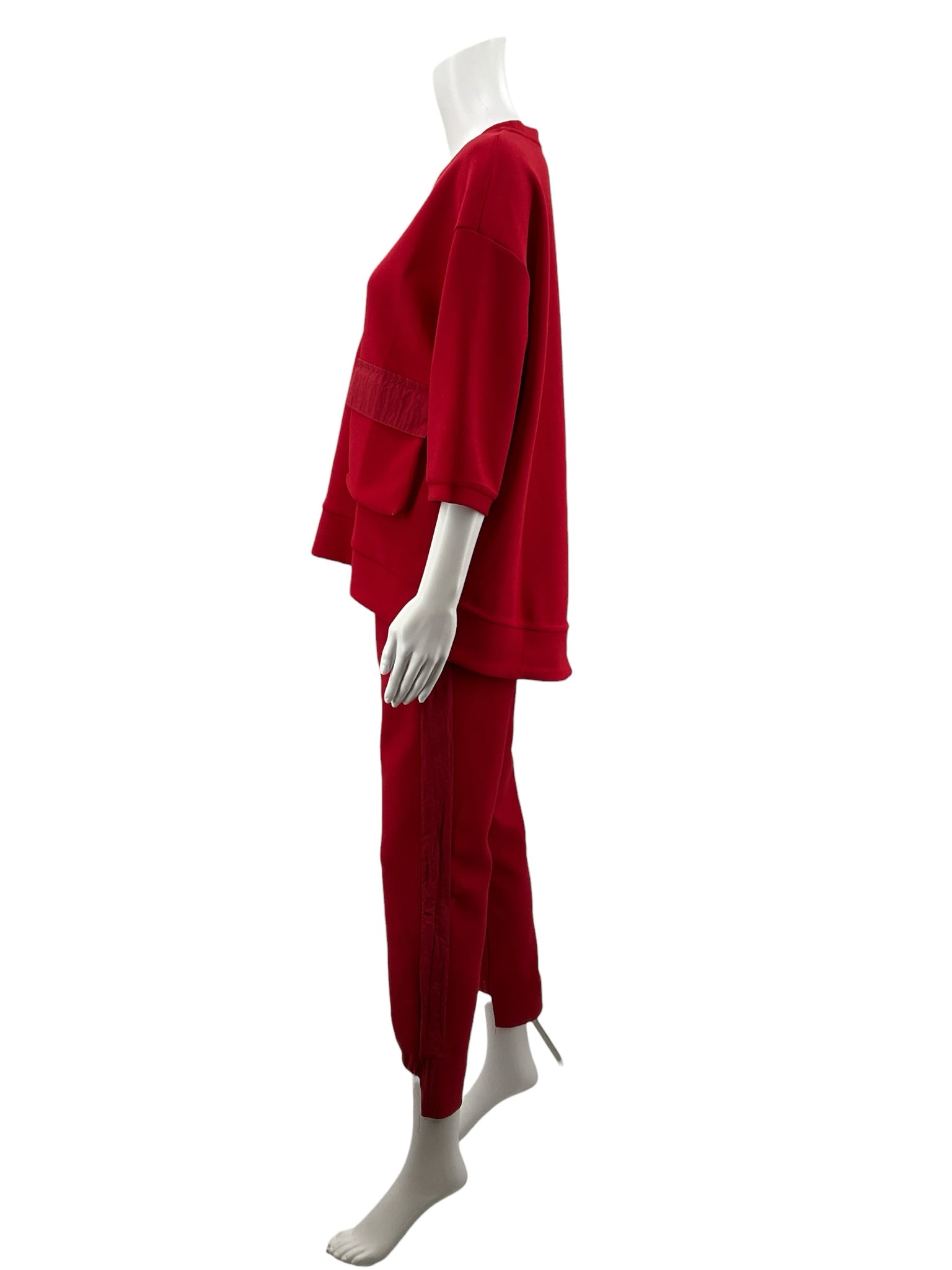 Joh Red Solid Ladies Pre-Owned 2PC Ensemble - Size Small