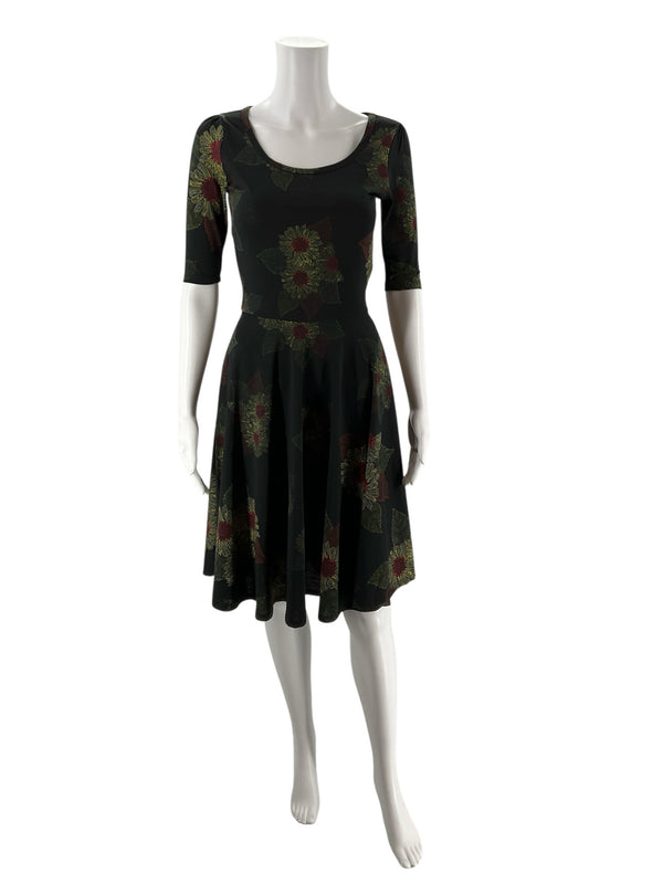 Lularoe Black/Yellow Sunflowers Pre-Owned Ladies Dress - Size XS