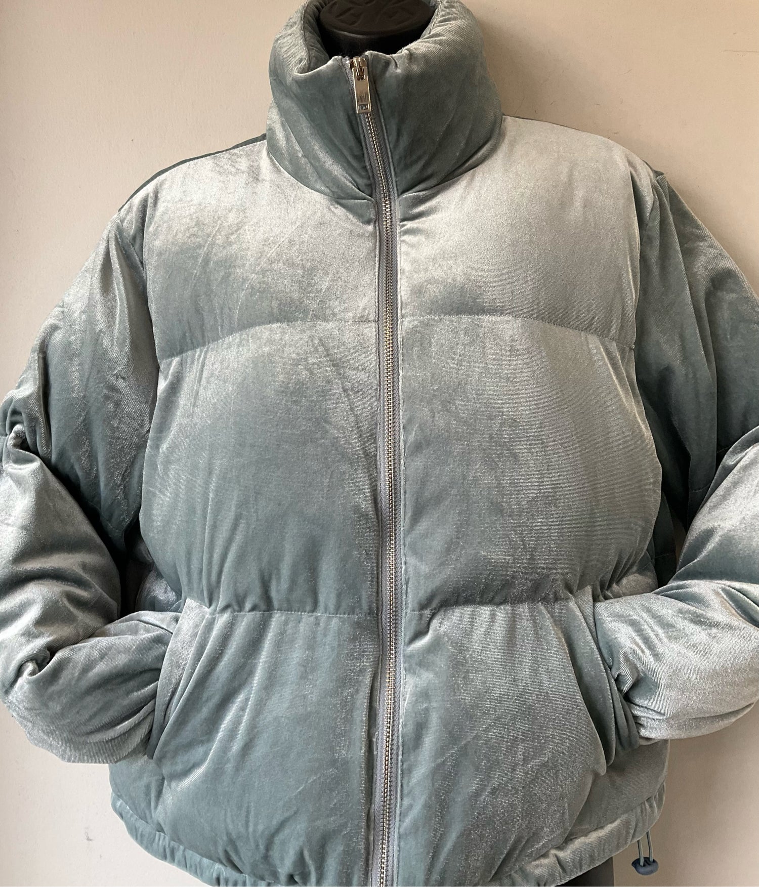 TCEC Aqua Velvet Puffer Jacket | Size Small
