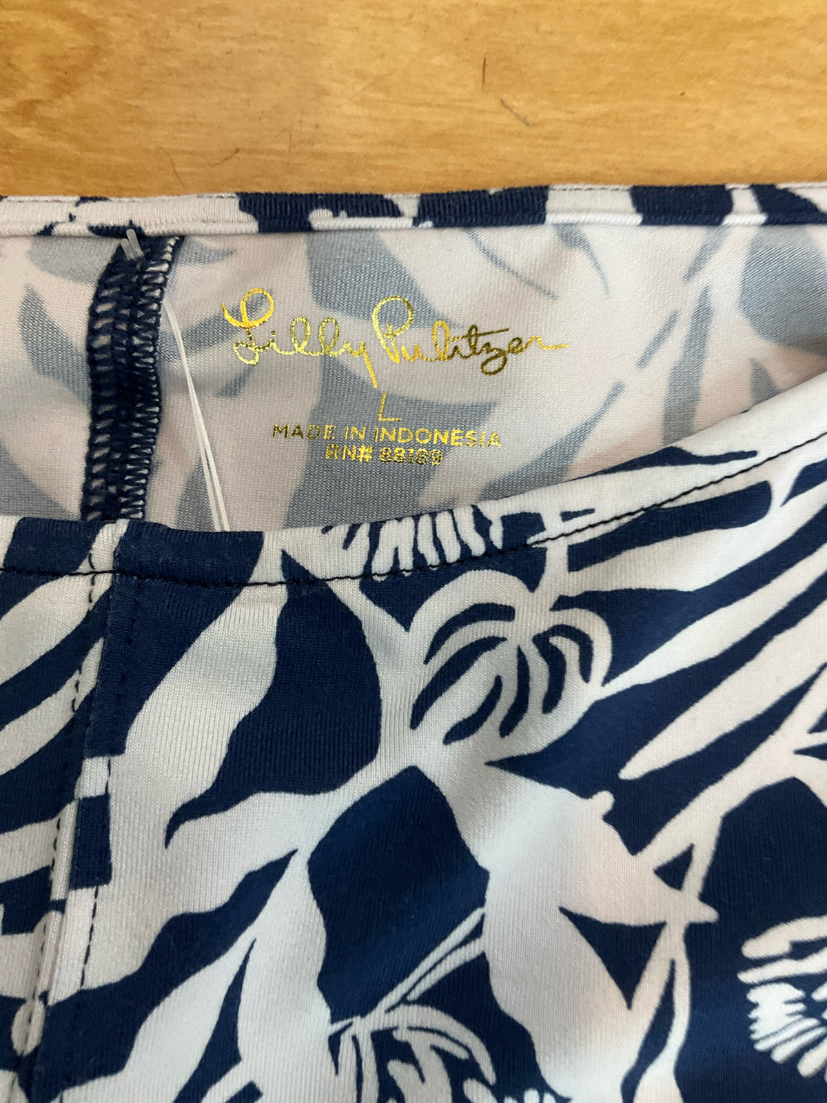 Lilly Pulitzer Loro Top In The Vias Navy Floral Print Boat Neck Blouse | Large