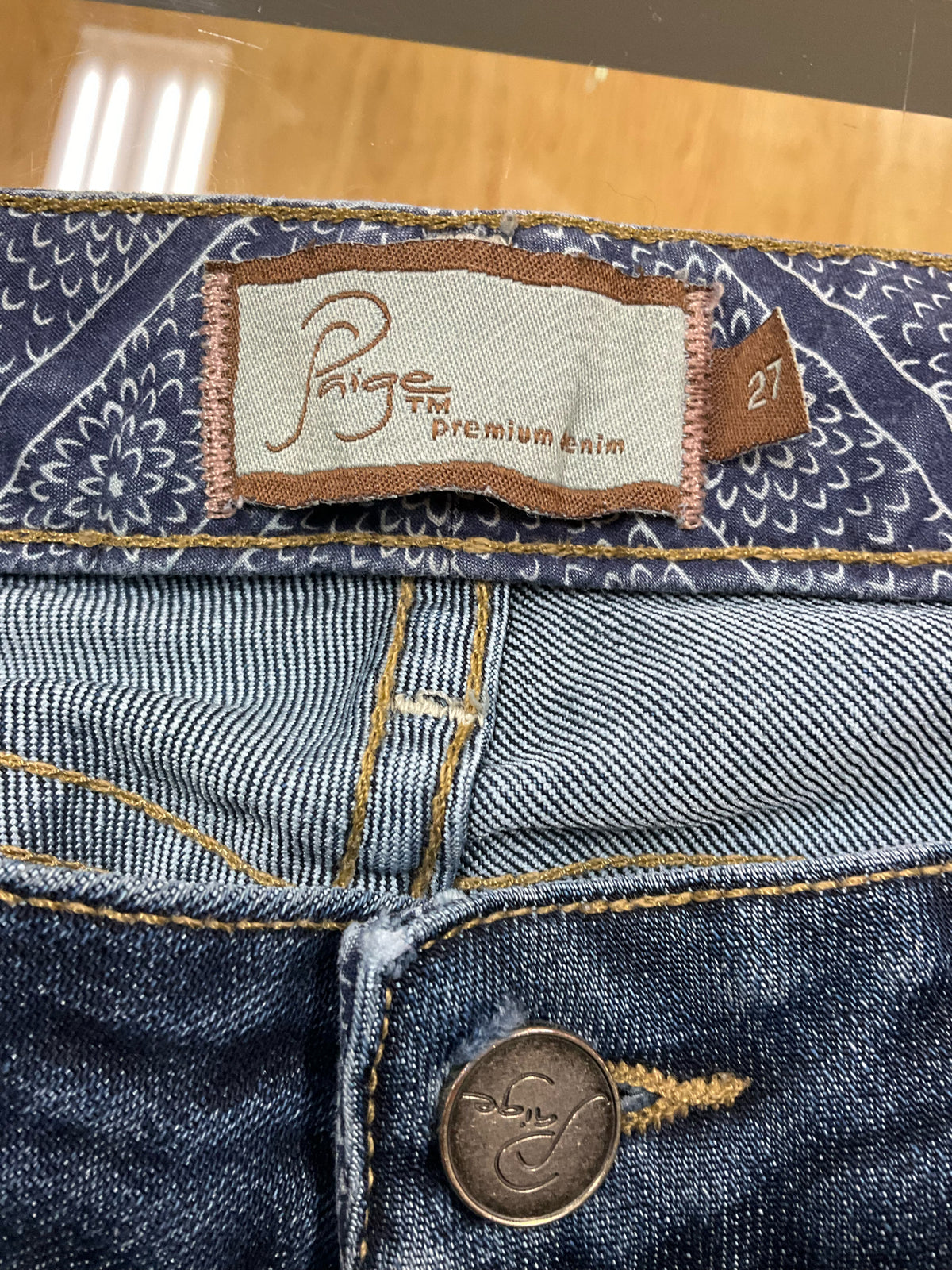 Paige Laurel Canyon High Rise Flare Jeans Dark Wash Size 27 - ONLINE ONLY