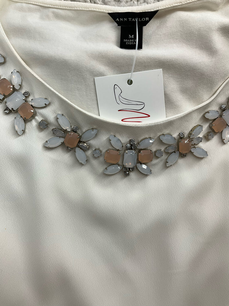 Ann Taylor Cream Jewels Pre-Owned Ladies Top - Size Medium