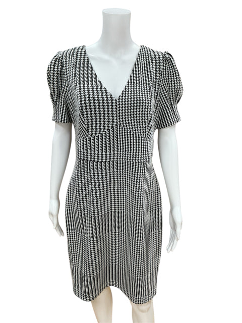 DKNY black/white Houndstooth Dress Size 10