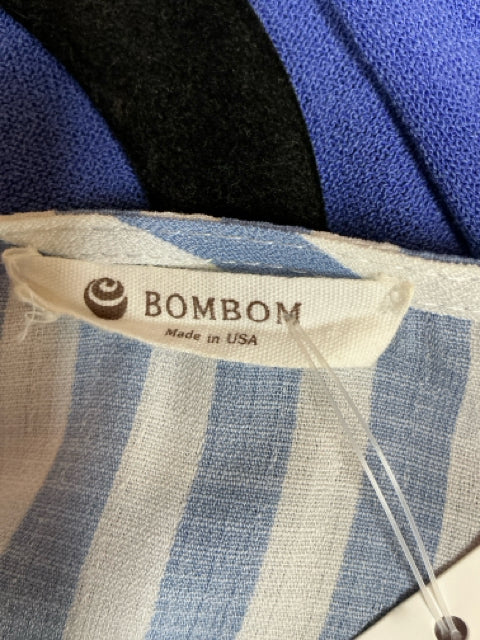BomBom White/Blue Stripe Pre-Owned Ladies Top - Size Large - Margaret’s Fine Consignment