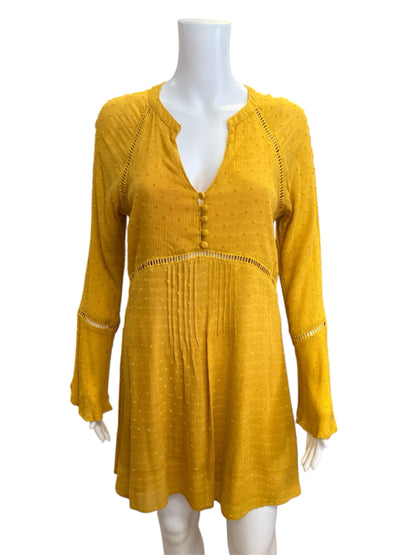 Fashion on Earth Size S Mustard Solid Consignment Ladies Dress