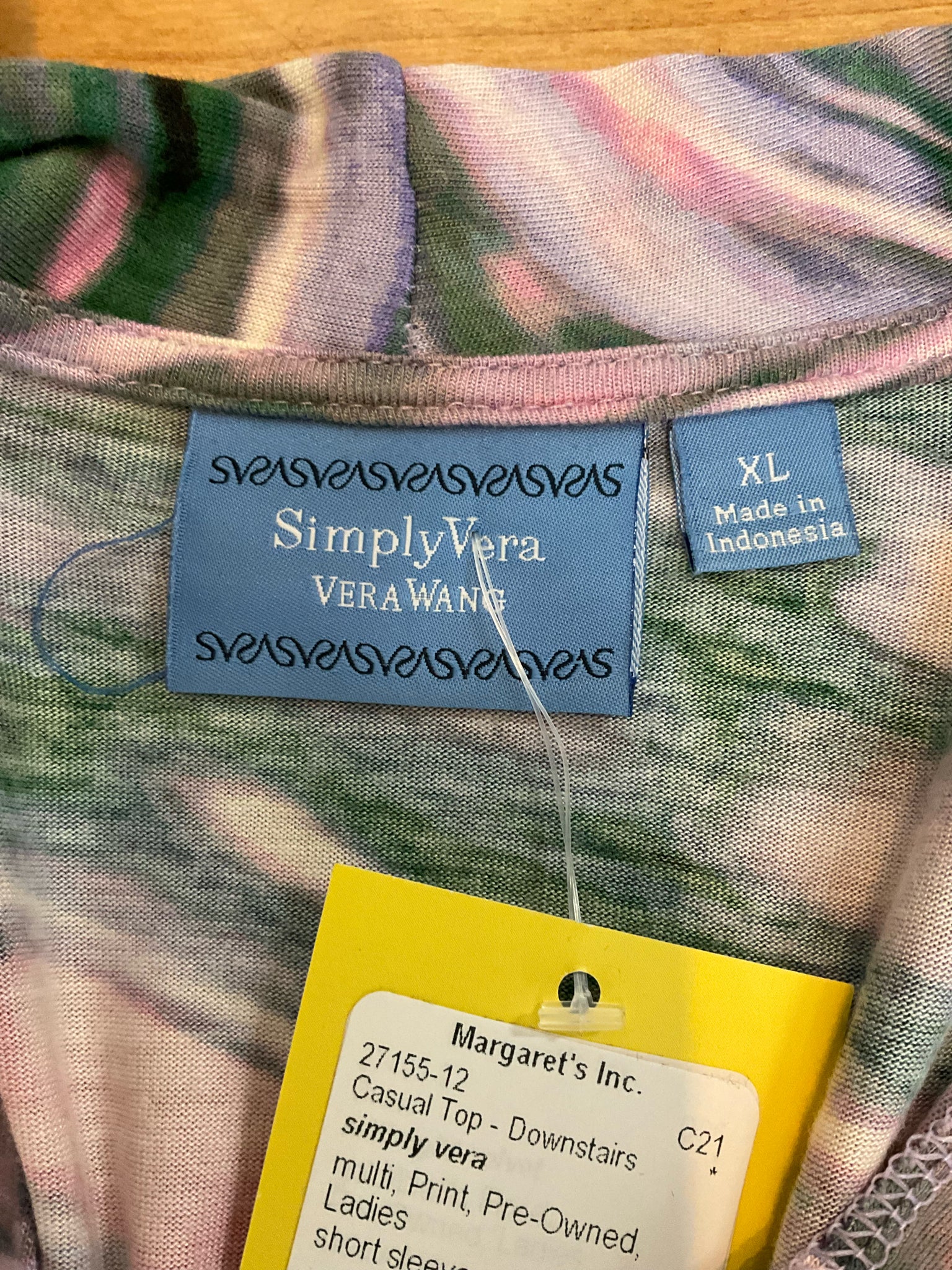Simply Vera Vera Wang XL Watercolor Print V-Neck Top | Pre-Owned Rayon Blouse