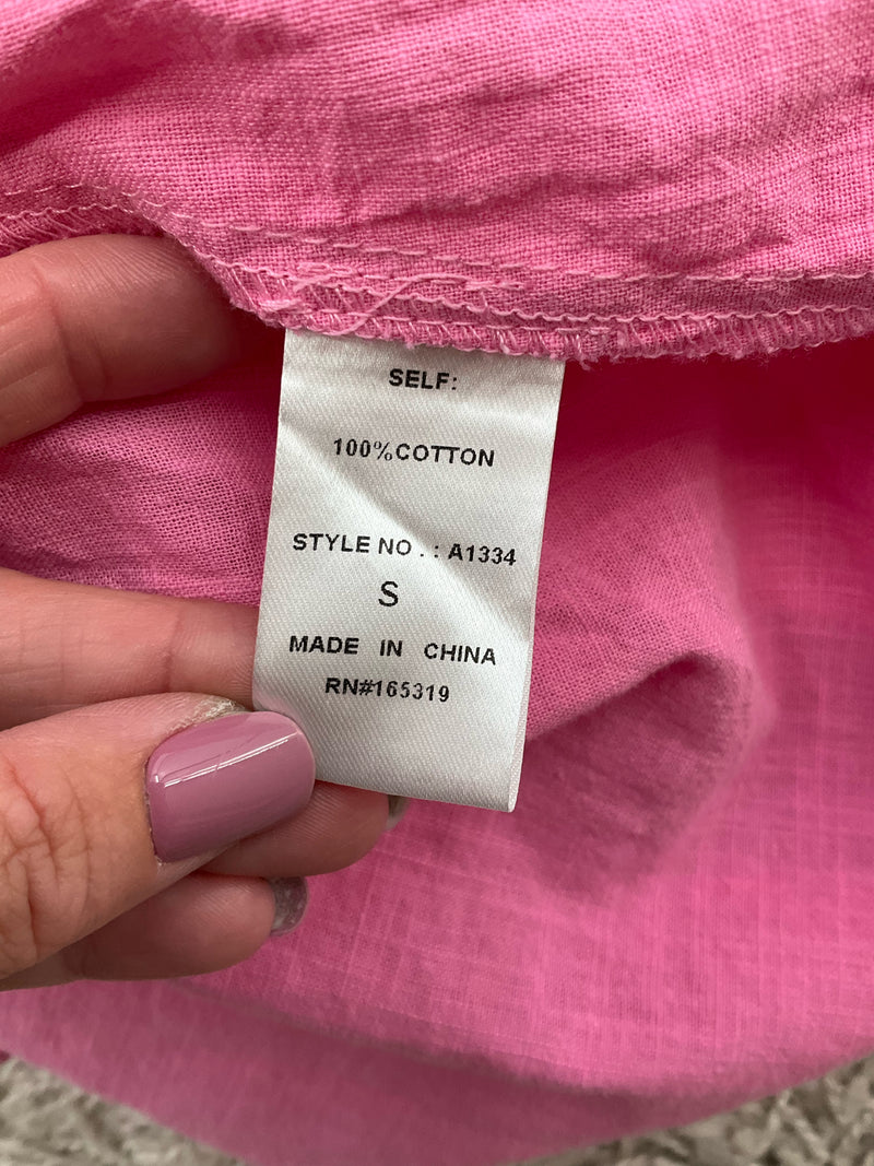 Day & Moon Pink Solid Pre-Owned Ladies Top - Size Small