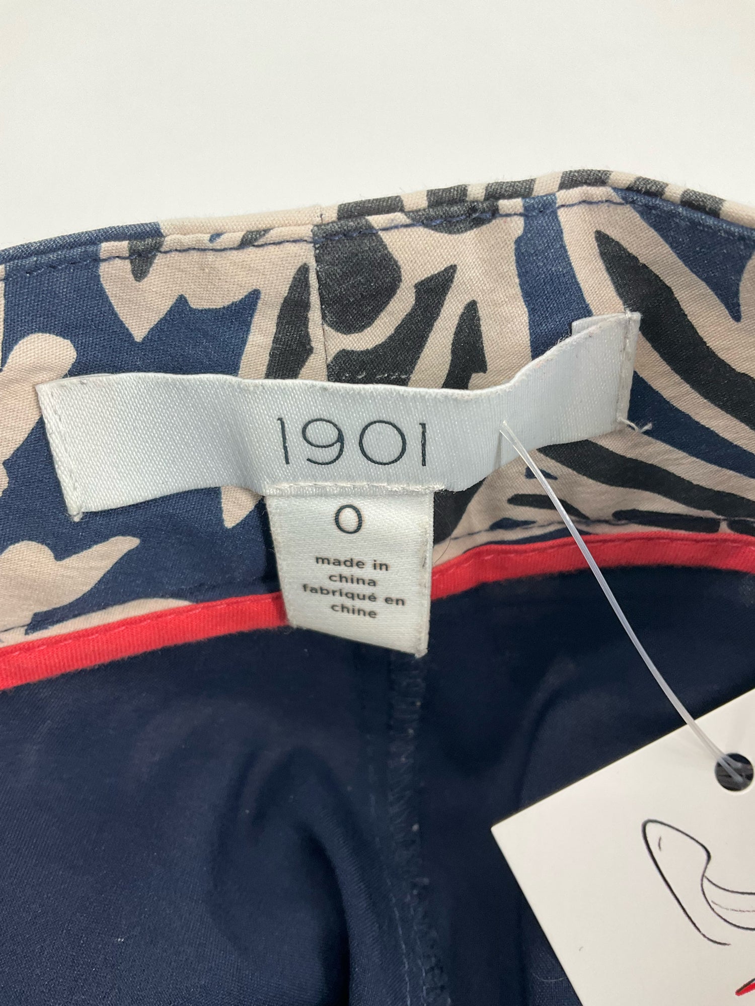 1901 (A Nordstrom Brand) navy/tan Shorts 1901 Nordstrom Floral Print Tailored Shorts Navy Tan Size 0 - Size 0