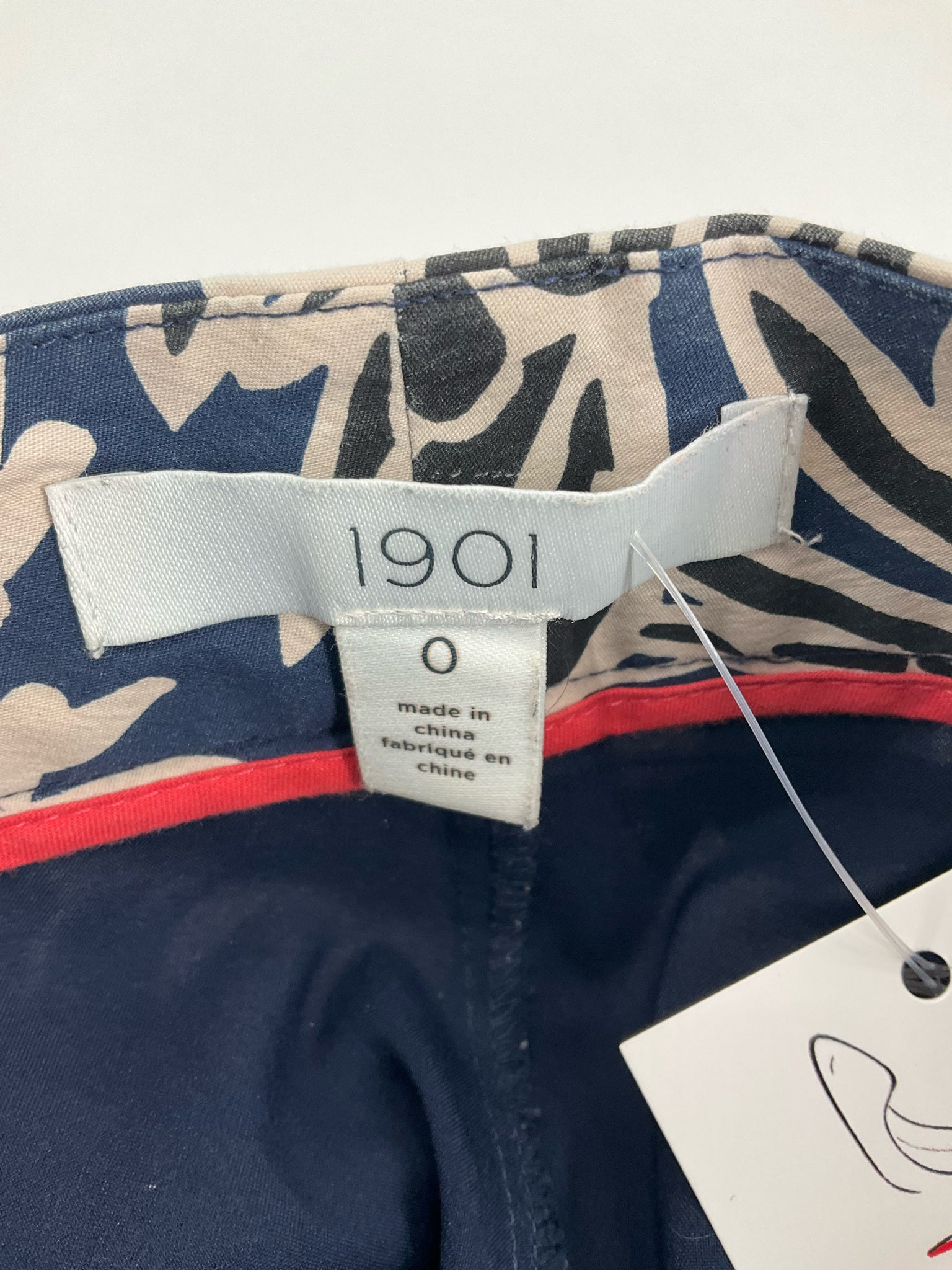 1901 (A Nordstrom Brand) navy/tan Shorts 1901 Nordstrom Floral Print Tailored Shorts Navy Tan Size 0 - Size 0