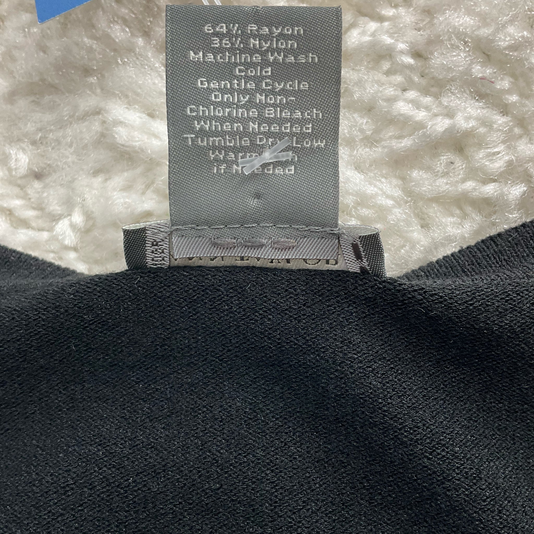 Ann Taylor Black Solid Pre-Owned Shrug - Size Large