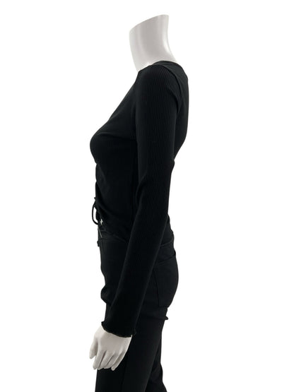 Black ribbed cropped top by Altar&