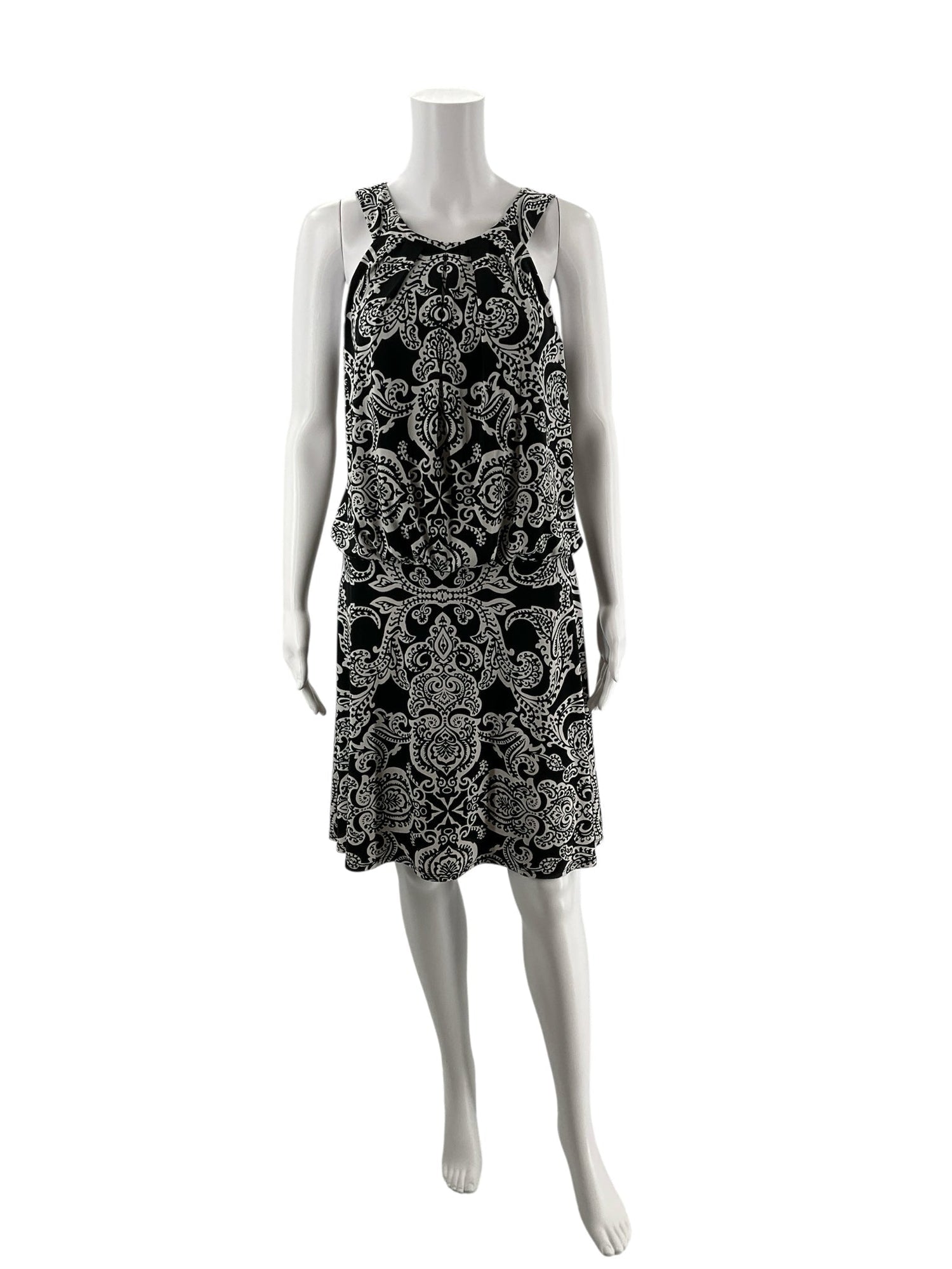 White House Black Market Black/White Print Pre-Owned Ladies Dress - Size 8 - Margaret’s Fine Consignment
