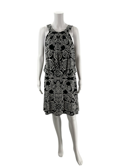 White House Black Market Black/White Print Pre-Owned Ladies Dress - Size 8 - Margaret’s Fine Consignment