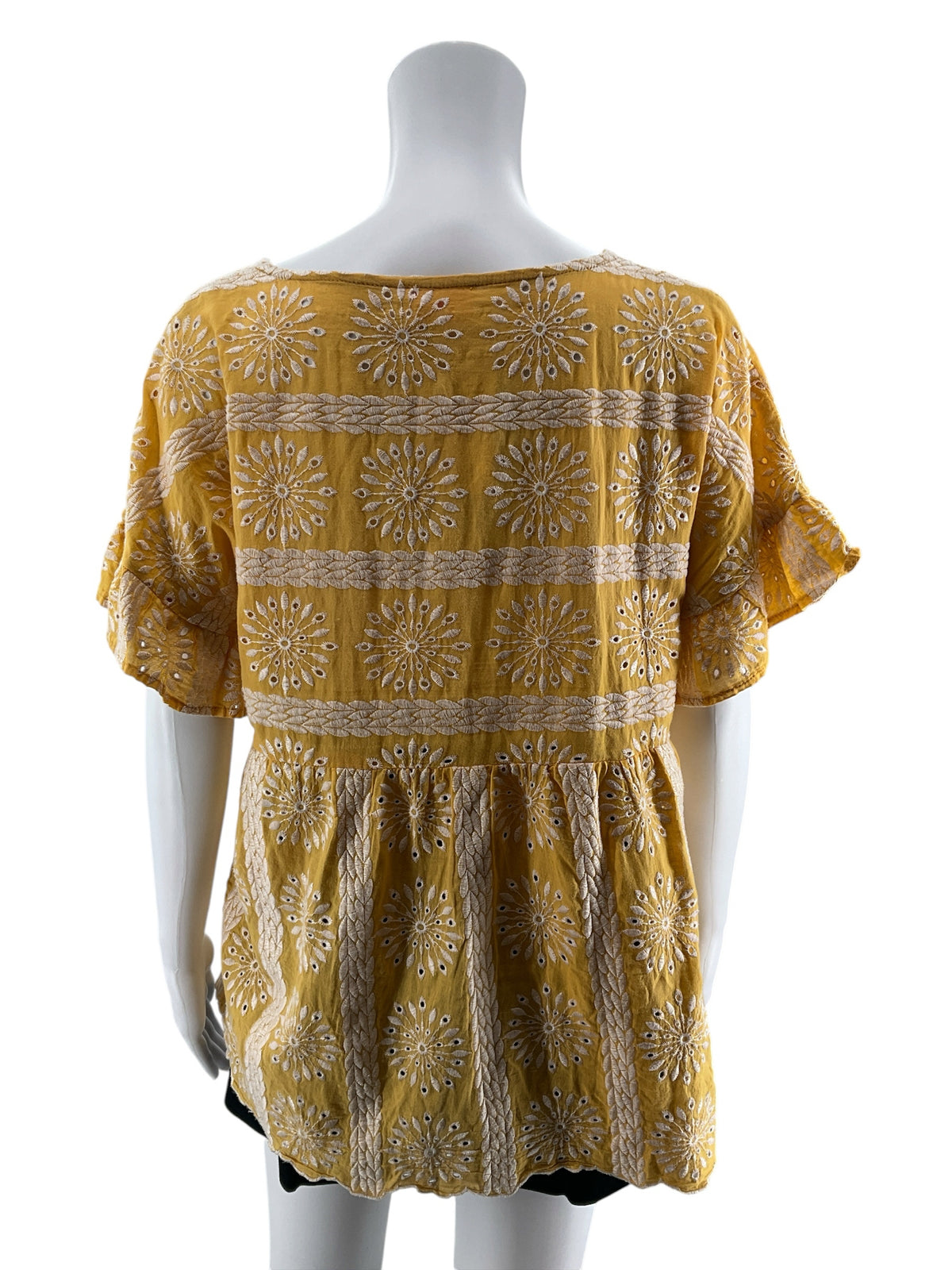 Entro Mustard Yellow Boho Eyelet Embroidered Flutter Sleeve Top Size Large - ONLINE ONLY