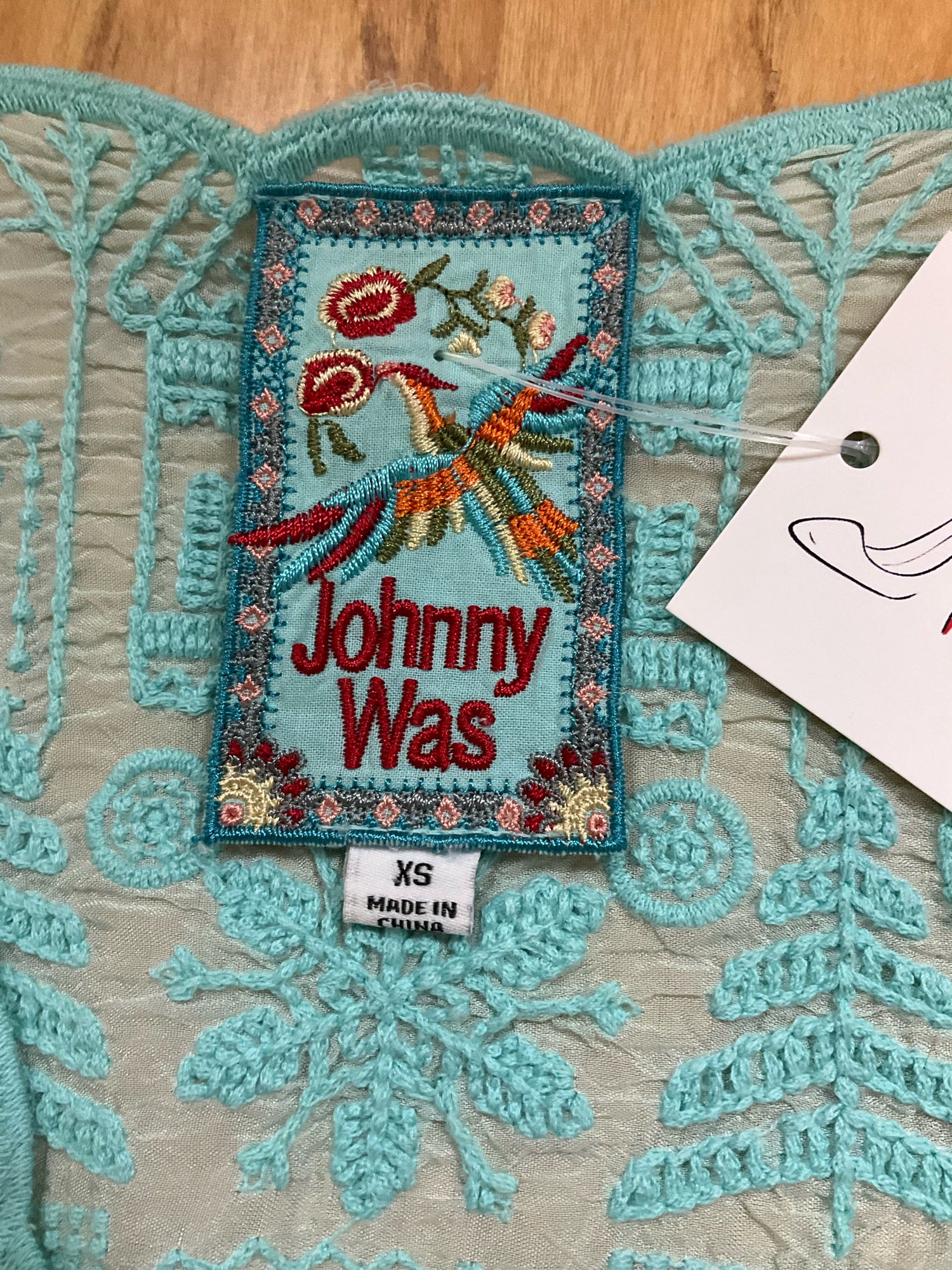 Johnny Was Shiro Aqua Embroidered Flutter Sleeve Tunic Top | Size XS