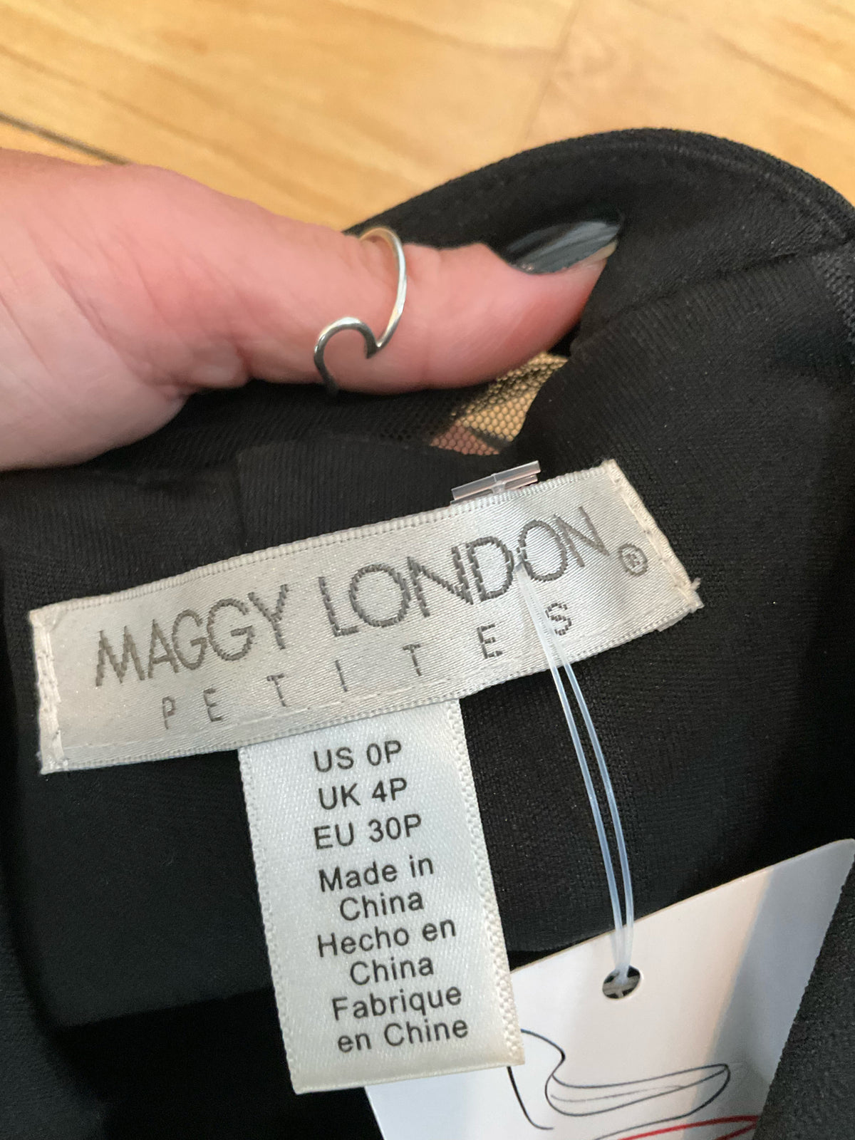 Maggy London Petites Sheer Yoke Sheath Cocktail Dress Black Size 0 Petite