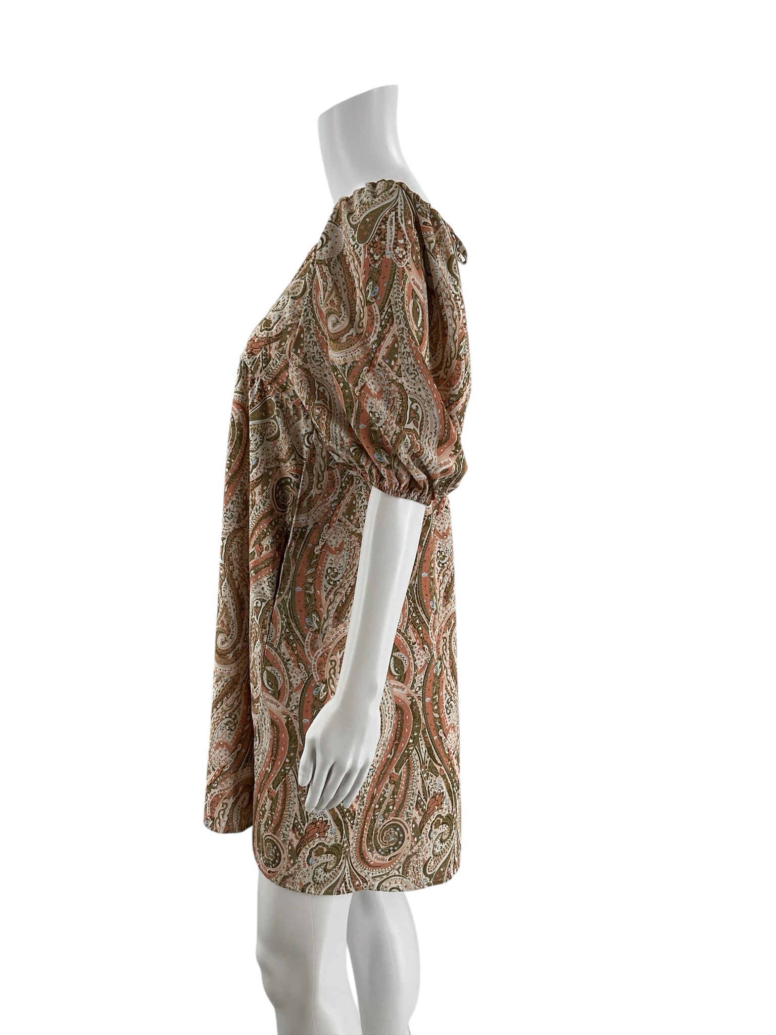 Hayden Tan/Peach Paisley Pre-Owned Ladies Dress - Size Small