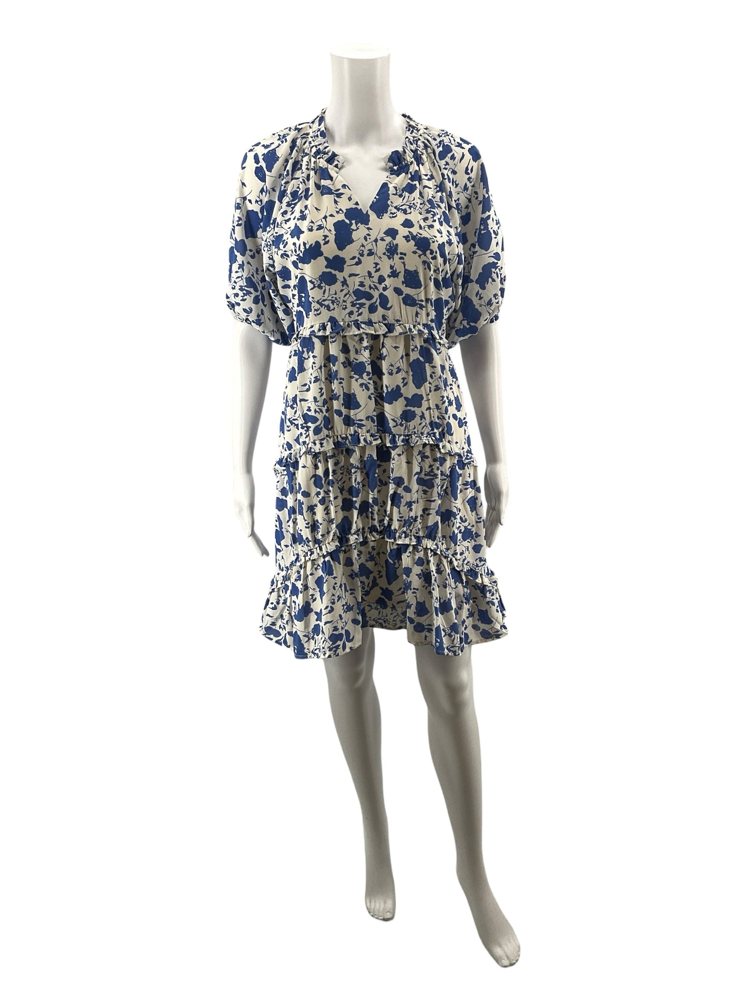 Shop The Mint White/Blue Floral Pre-Owned Ladies Dress - Size Small