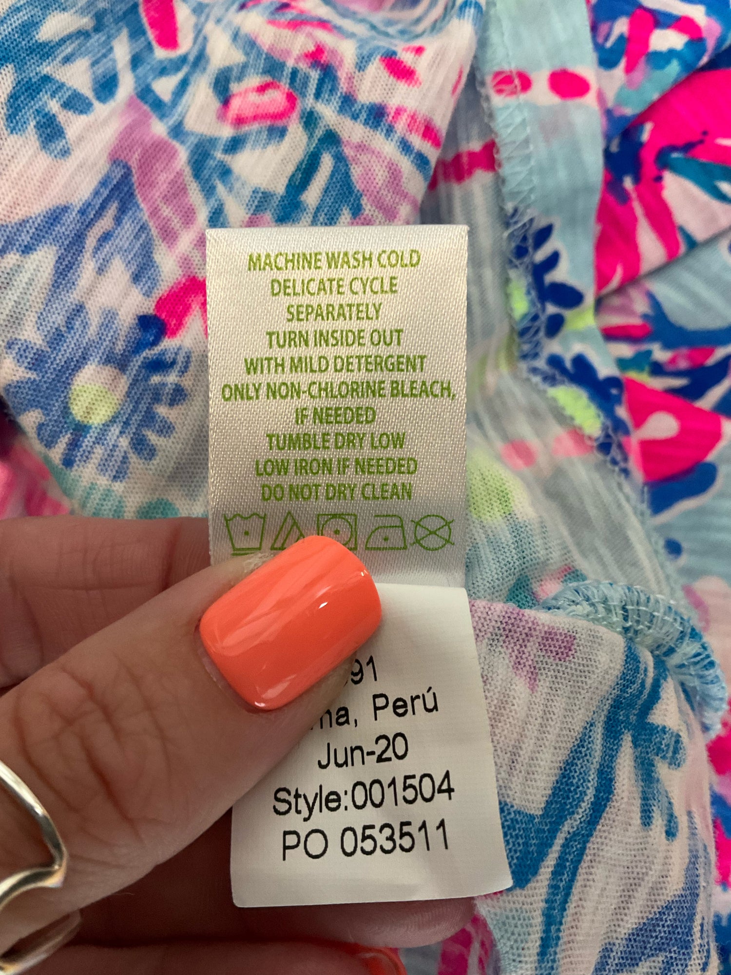 Lilly Pulitzer Etta V-Neck Tee &