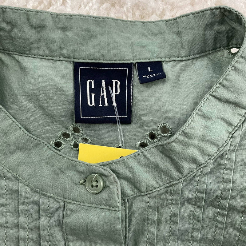 Gap Crew Neck Sleeveless Top Size Large - Margaret’s Fine Consignment
