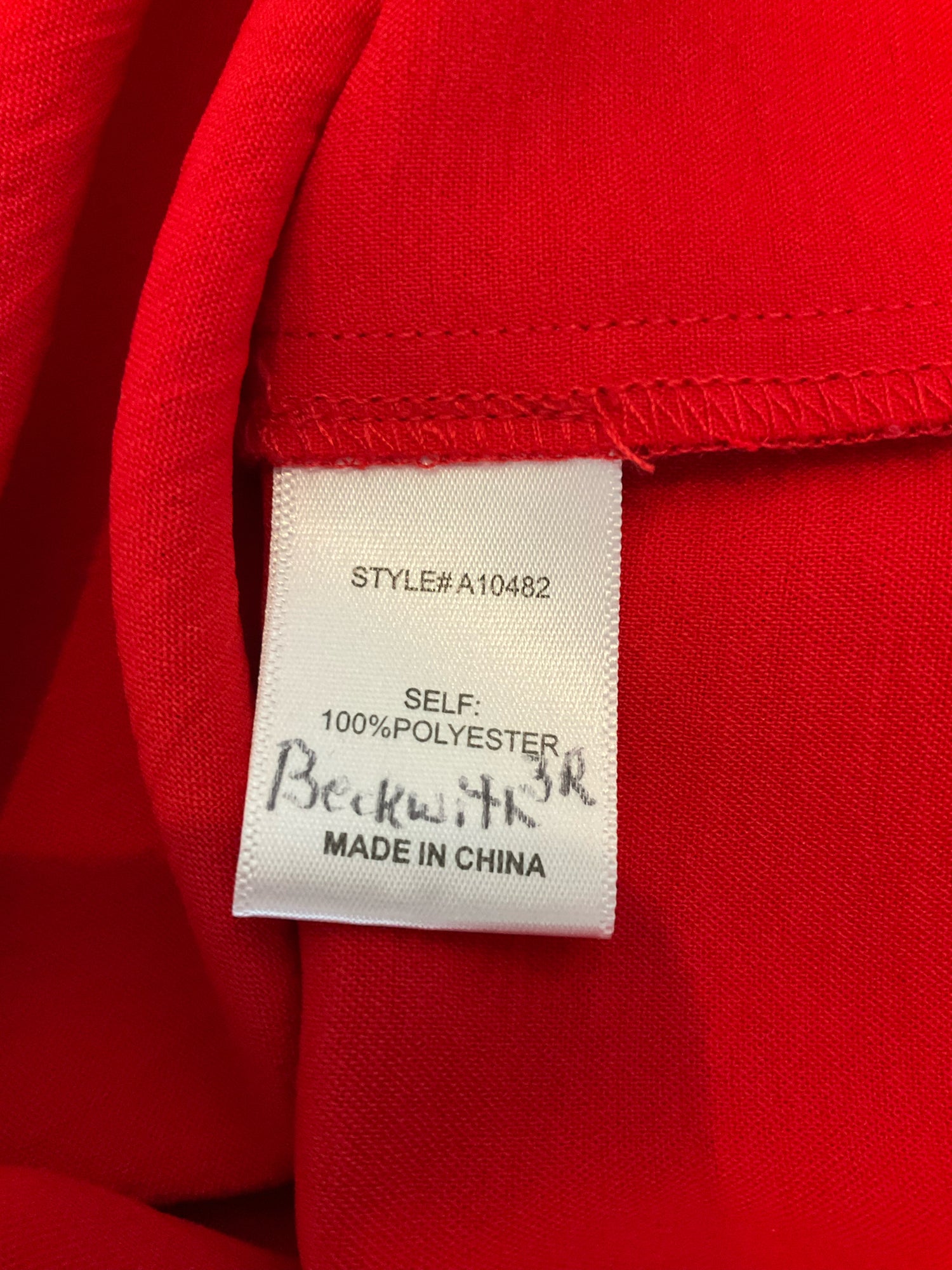 Jodifl Red Raw Edge V-Neck Slub Knit Top Size Small