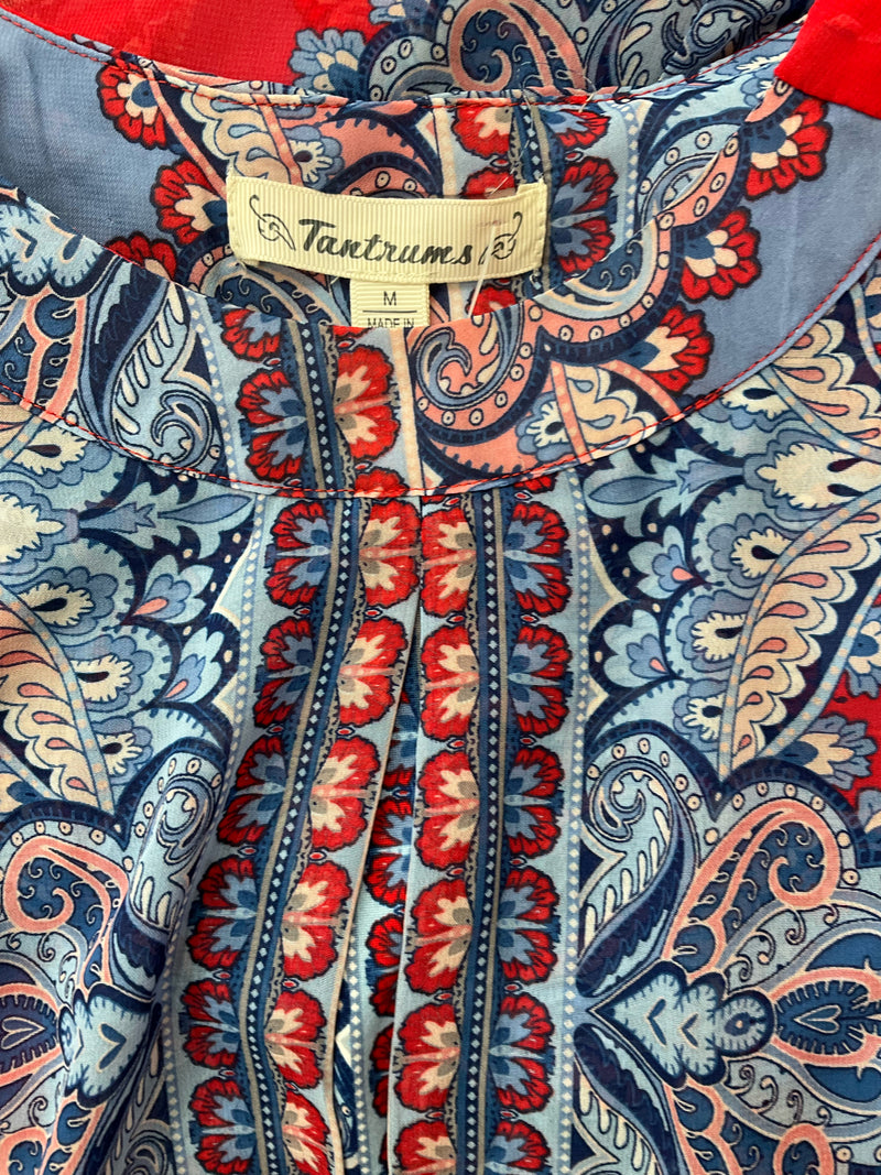 Tantrums Red/Blue Print Pre-Owned Ladies Top - Size Medium