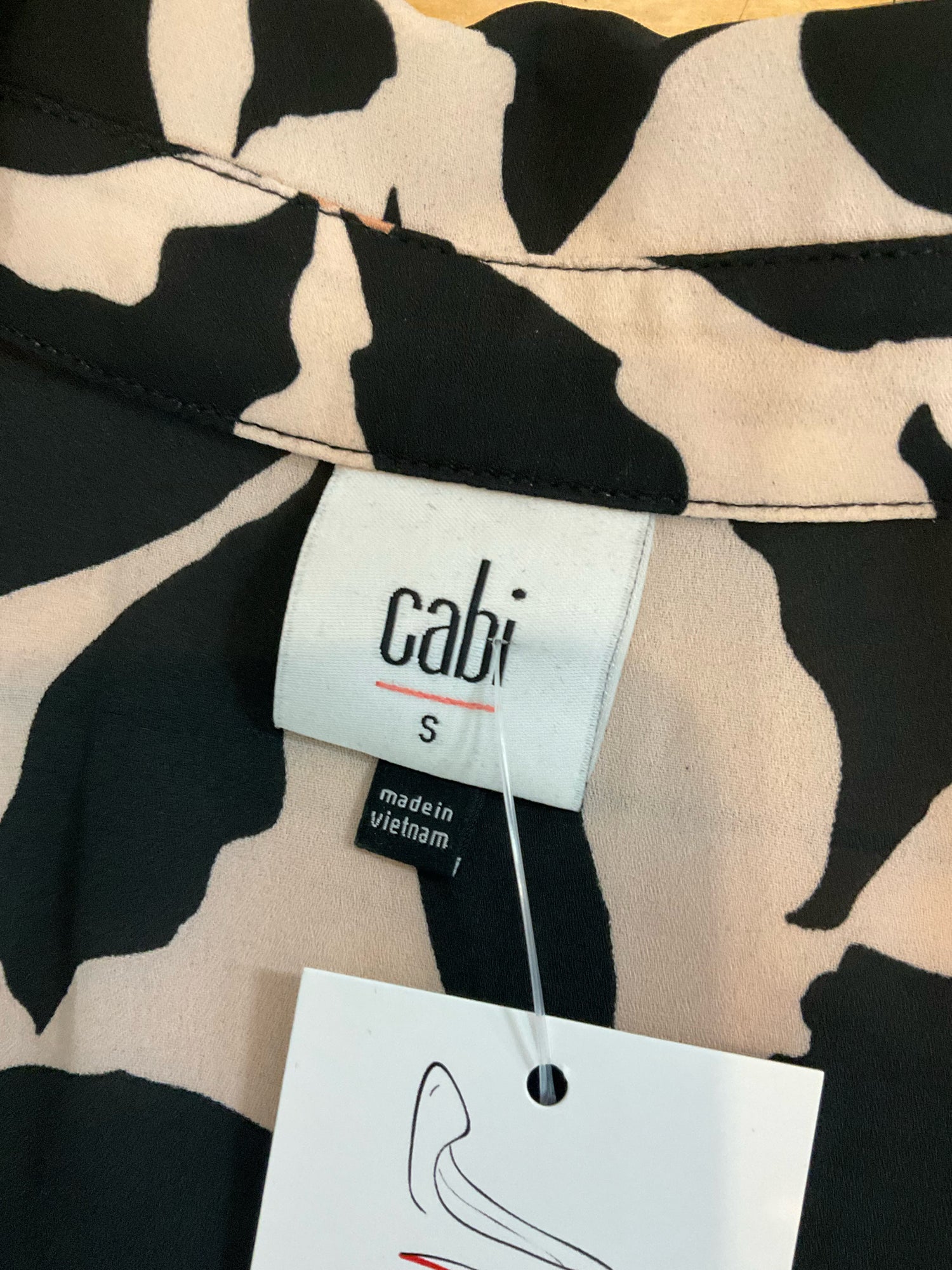 cabi Turn Back Top Floral Button Up Blouse Size Small Style 4723
