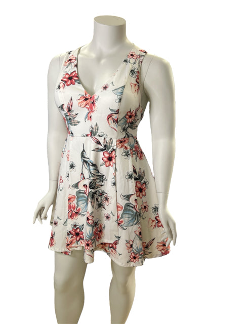 Lulus Size XL White/Mauve Floral Consignment Ladies Dress