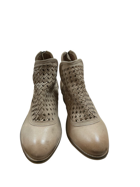 Rebels Tan Woven Laser Cut Ankle Booties Pointed Toe Size 8