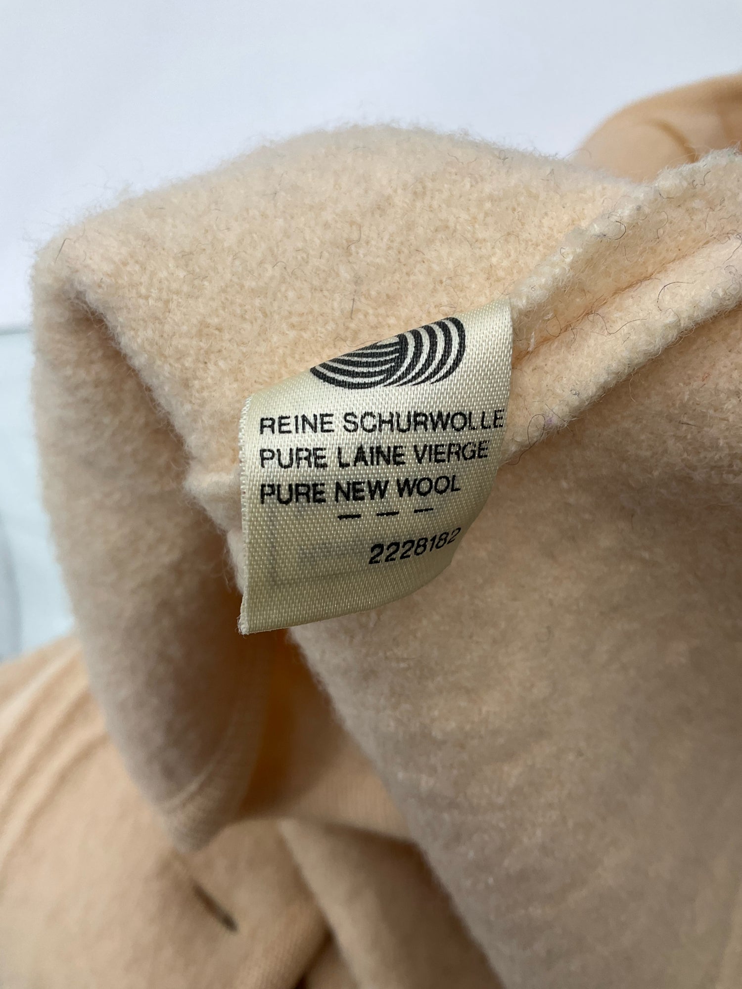 Geiger Cream Solid Pre-Owned Ladies Jacket - Size 6 - Margaret’s Fine Consignment