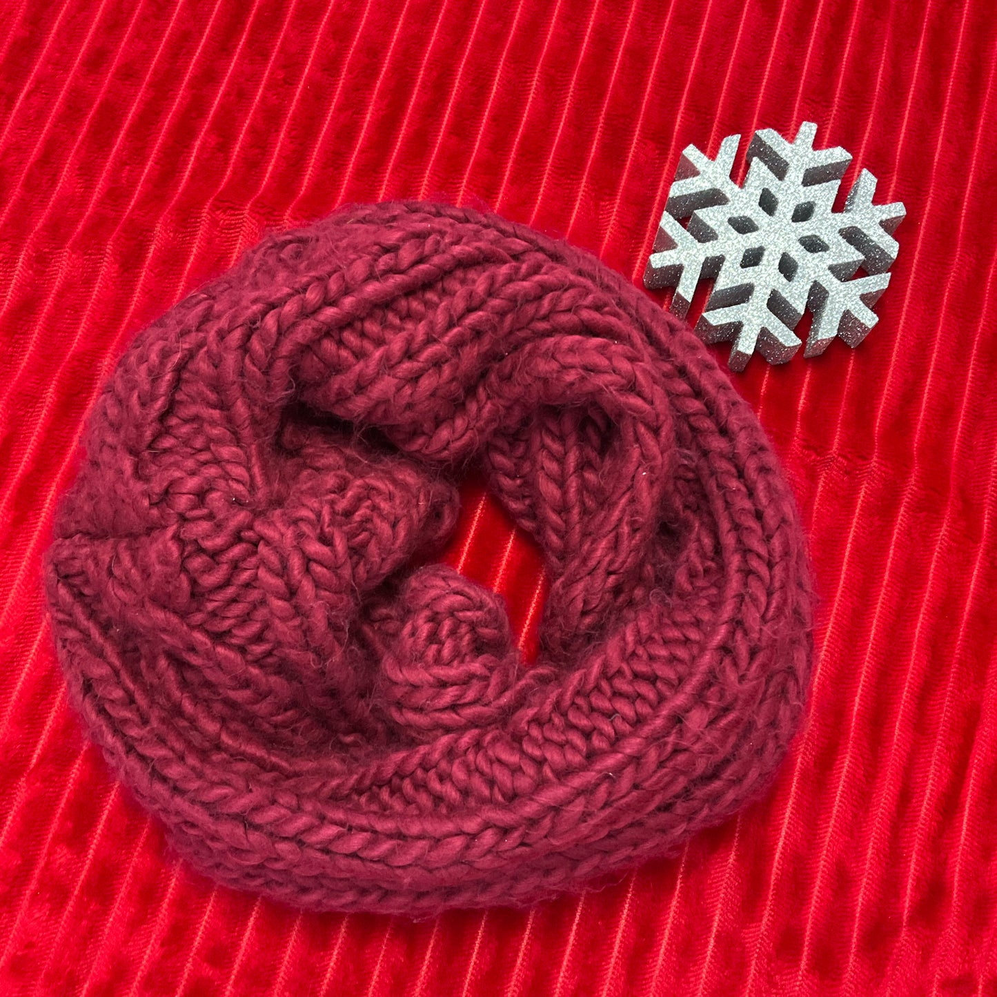 Shira Leah Fuschia knit scarf