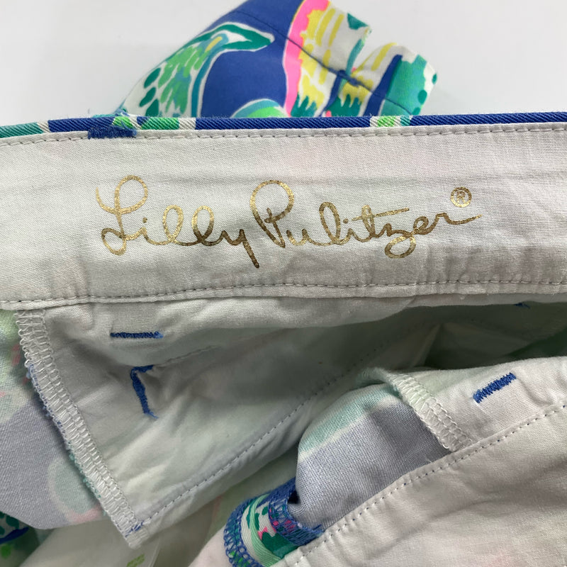 Lilly Pulitzer Blue/Green Leaves Pre-Owned Ladies Shorts - Size 2