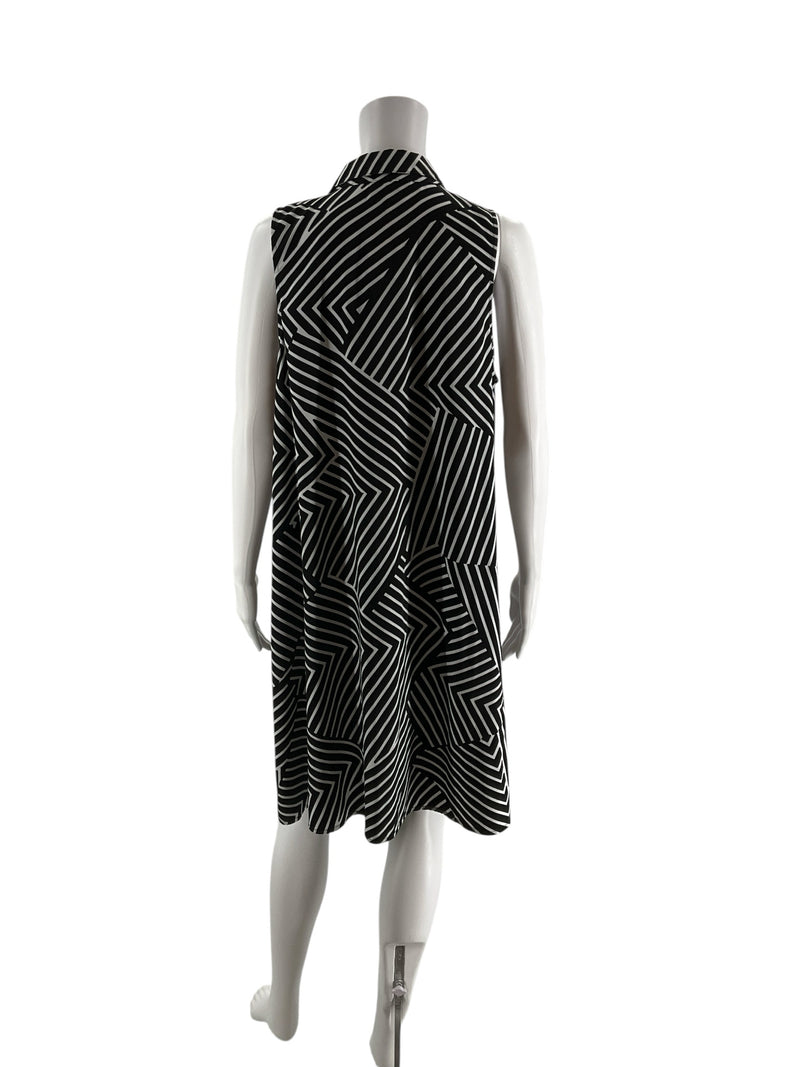 Alfani Black/White Stripe Pre-Owned Ladies Dress - Size 10