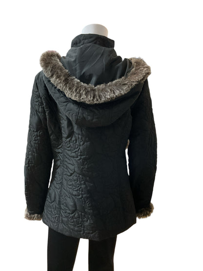 cabi Size Medium Black Fur Pre-Owned Jacket
